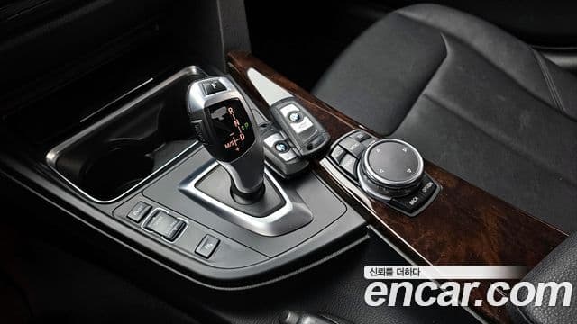 BMW 3시리즈 (F30), 2015 9