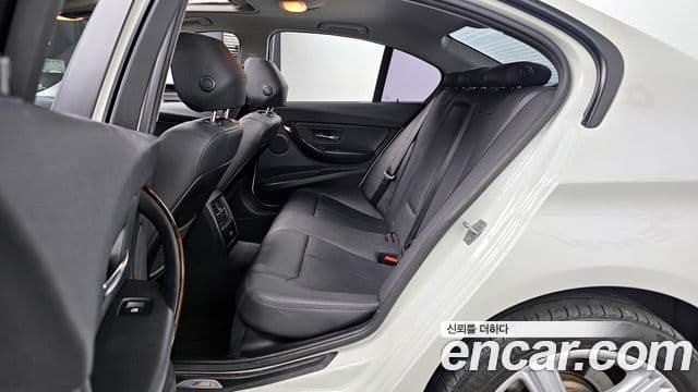 BMW 3시리즈 (F30), 2015 12