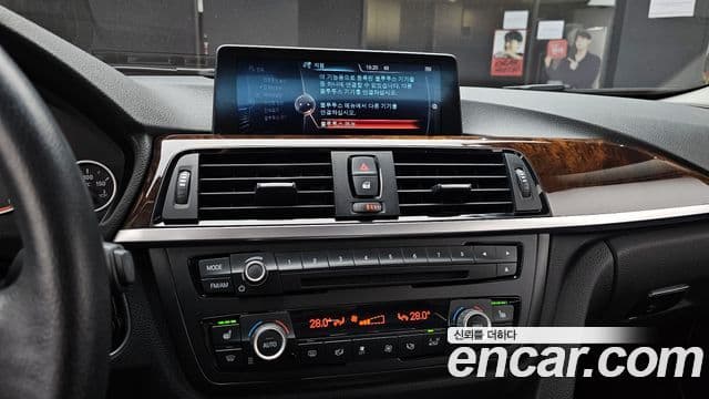 BMW 3시리즈 (F30), 2015 14