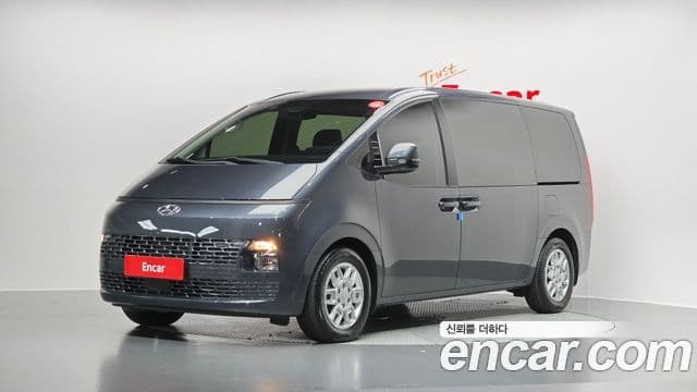 Hyundai Staria Modern, 2022 1