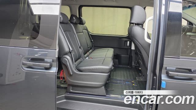 Hyundai Staria Modern, 2022 12