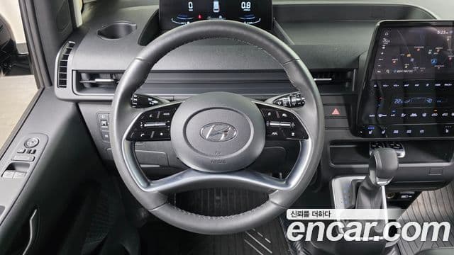 Hyundai Staria Modern, 2022 13