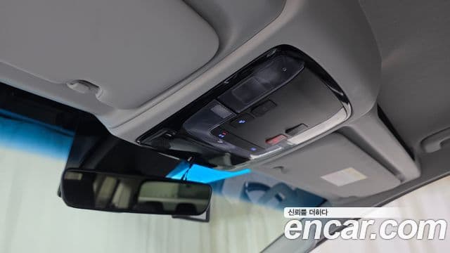 Hyundai Staria Modern, 2022 17