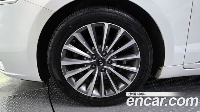 Kia All New K7 3.0 LPI Luxury (арендный автомобиль), 2017 все фото