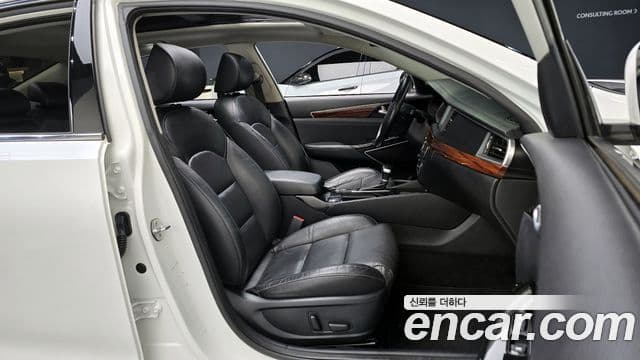 Kia All New K7 3.0 LPI Luxury (арендный автомобиль), 2017 10