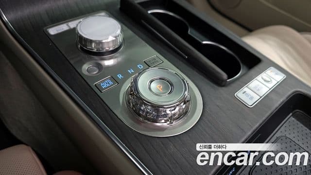 Genesis G80 (RG3) бензин 2.5 турбо 2WD, 2025 9