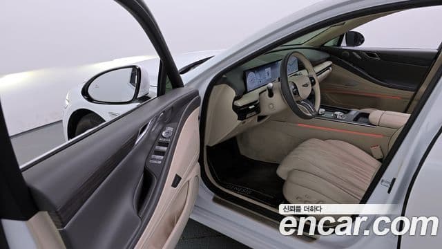 Genesis G80 (RG3) бензин 2.5 турбо 2WD, 2025 10