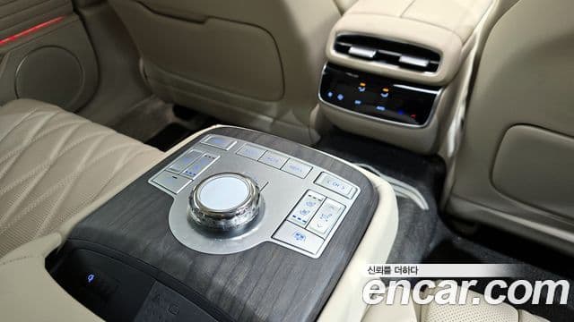 Genesis G80 (RG3) бензин 2.5 турбо 2WD, 2025 19