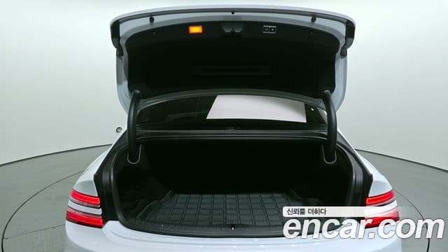 Genesis G80 (RG3) бензин 2.5 турбо 2WD, 2025 20