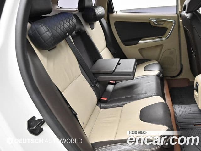 Volvo XC60 1세대, 2013 10