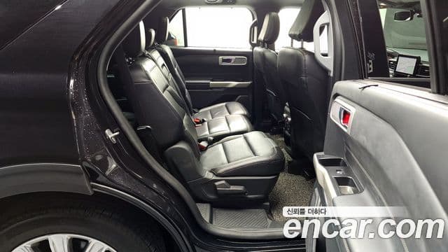 Ford Explorer 6세대, 2021 12