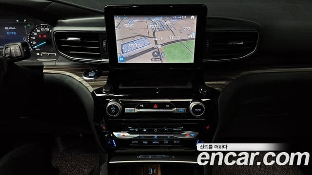 Ford Explorer 6세대, 2021 14