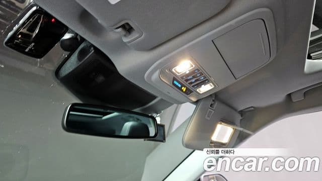 Ford Explorer 6세대, 2021 17