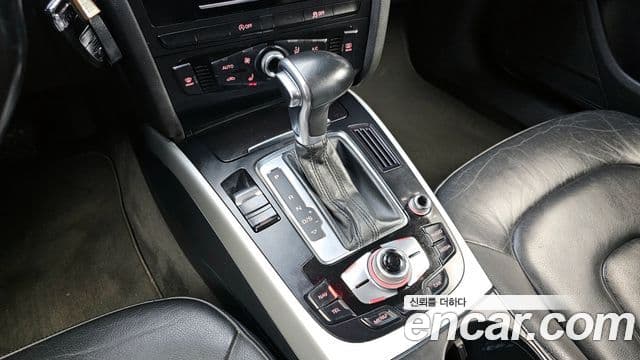 Audi New A4 B8, 2016 14