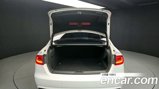 Audi New A4 B8, 2016 8