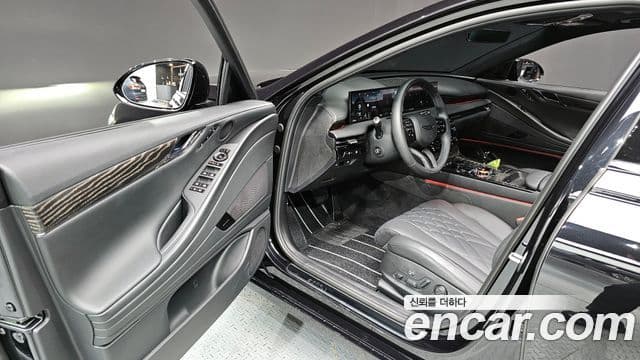 Genesis G80 (RG3) чёрный, 2026 12