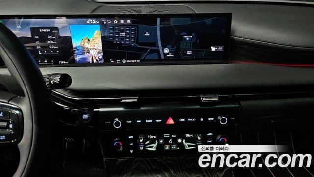 Genesis G80 (RG3) чёрный, 2026 13