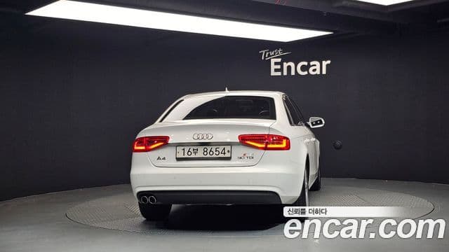 Audi New A4 B8, 2015 3