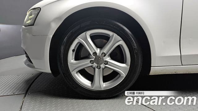 Audi New A4 B8, 2015 19