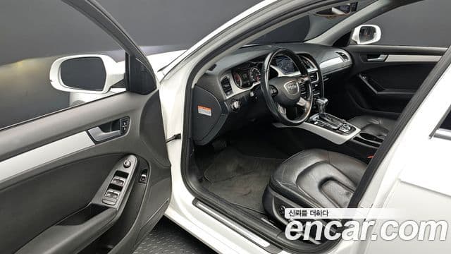 Audi New A4 B8, 2015 6