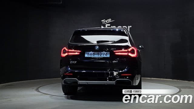 BMW iX3 M Sport, 2025 4