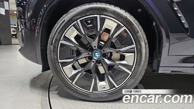 BMW iX3 M Sport, 2025 все фото