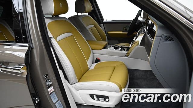 Rolls-Royce Cullinan, 2025 10