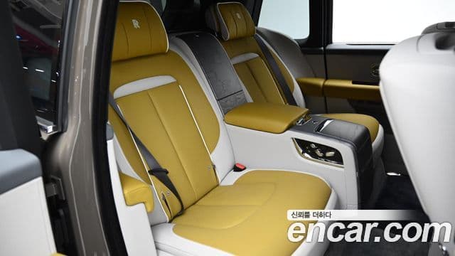 Rolls-Royce Cullinan, 2025 12