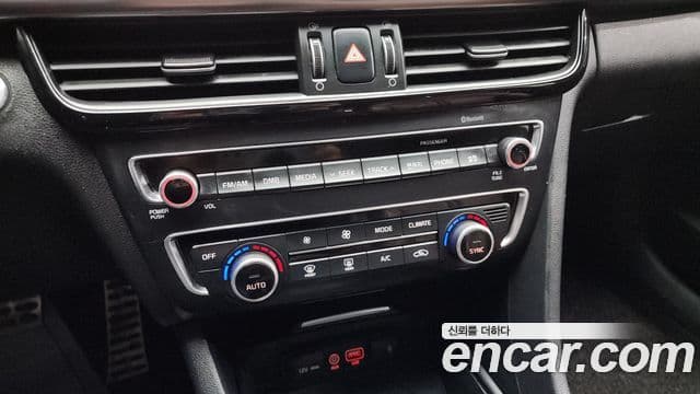 Kia K5 2세대 Noblesse, 2016 16