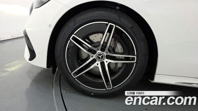 Mercedes-Benz E-класс W214 AMG Line, 2026 все фото