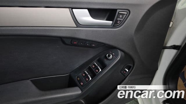 Audi New A4 B8, 2015 11