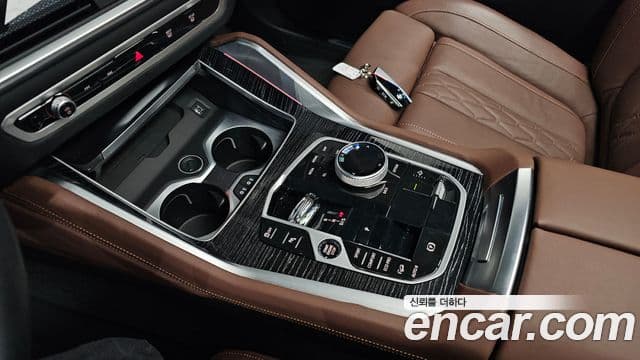 BMW X6 (G06) xDrive40i M Sport, 2024 8