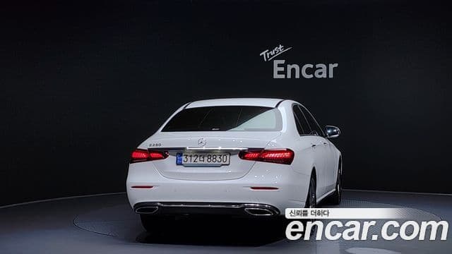 Mercedes-Benz E-класс W213 Avantgarde, 2023 9