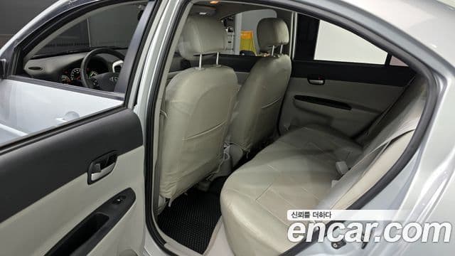 Hyundai 베르나(новый кузов / новое поколение), 2007 11