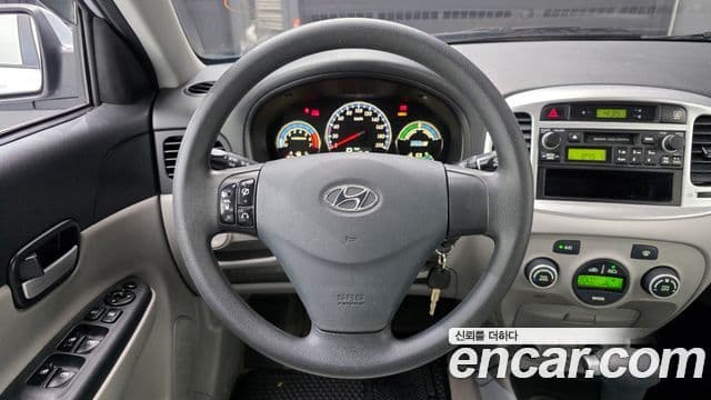 Hyundai 베르나(новый кузов / новое поколение), 2007 13