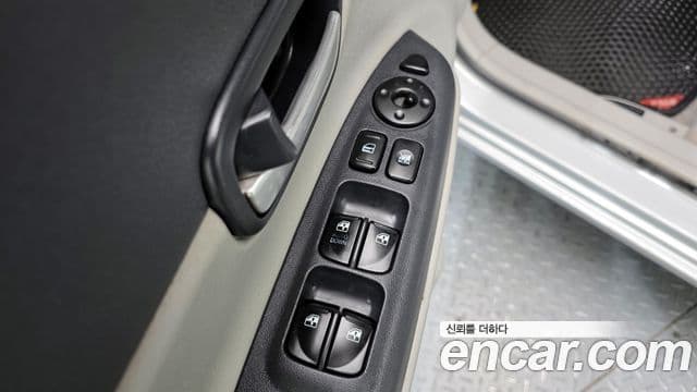 Hyundai 베르나(новый кузов / новое поколение), 2007 14