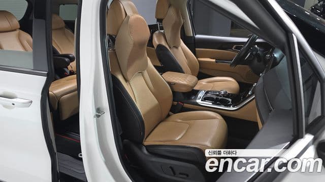 Kia Carnival 4세대 Signature, 2021 10
