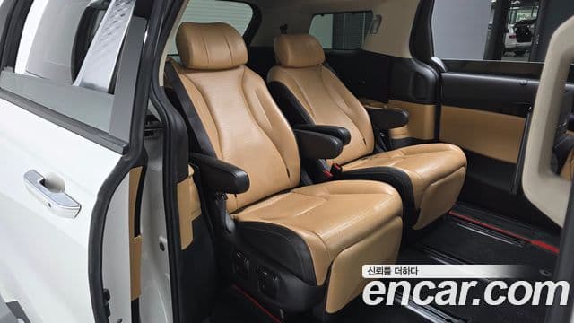 Kia Carnival 4세대 Signature, 2021 11