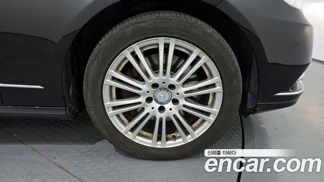 Mercedes-Benz E-класс W212 E300 Elegance, 2011 все фото