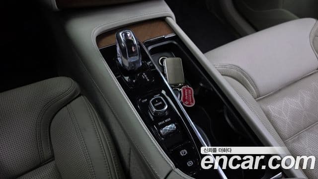 Volvo XC90 2세대 T8 Excellence гибрид, 2017 9