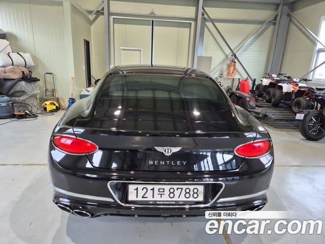 Bentley Continental GT 3세대 4.0 GT, 2022 4