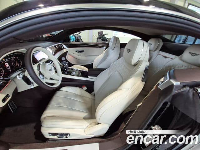 Bentley Continental GT 3세대 4.0 GT, 2022 6