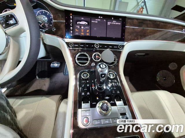 Bentley Continental GT 3세대 4.0 GT, 2022 9