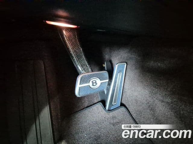 Bentley Continental GT 3세대 4.0 GT, 2022 16