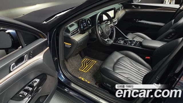Kia K5 3세대 Signature, 2020 11