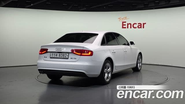 Audi New A4 B8, 2015 2