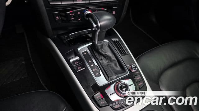 Audi New A4 B8, 2015 9