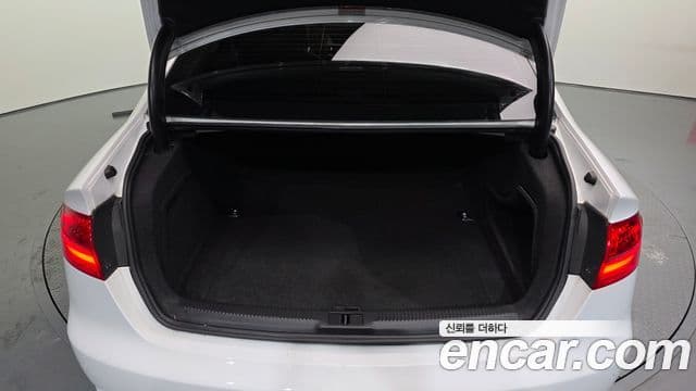 Audi New A4 B8, 2015 20