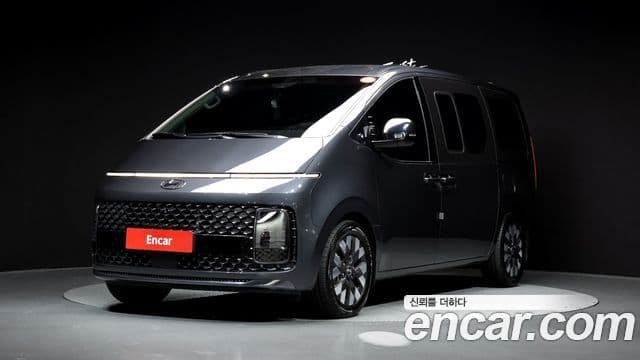 Hyundai Staria Inspiration, 2023 1