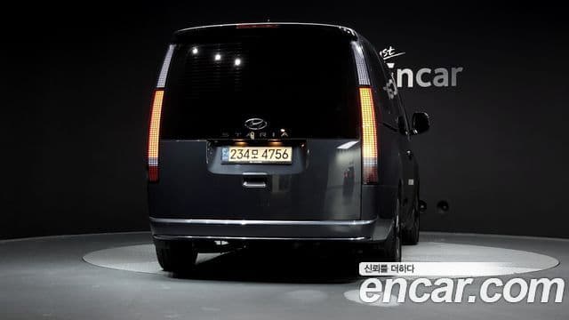 Hyundai Staria Inspiration, 2023 4
